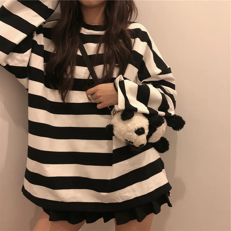 Striped T Shirt Women Casual Loose Long Sleeve Tops Female Streetwear Gothic Dark Shirts Spring Women T-shirt Vintage Blouse